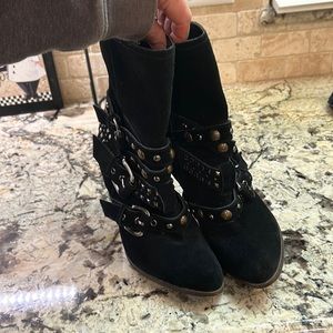 Booties with studded deco